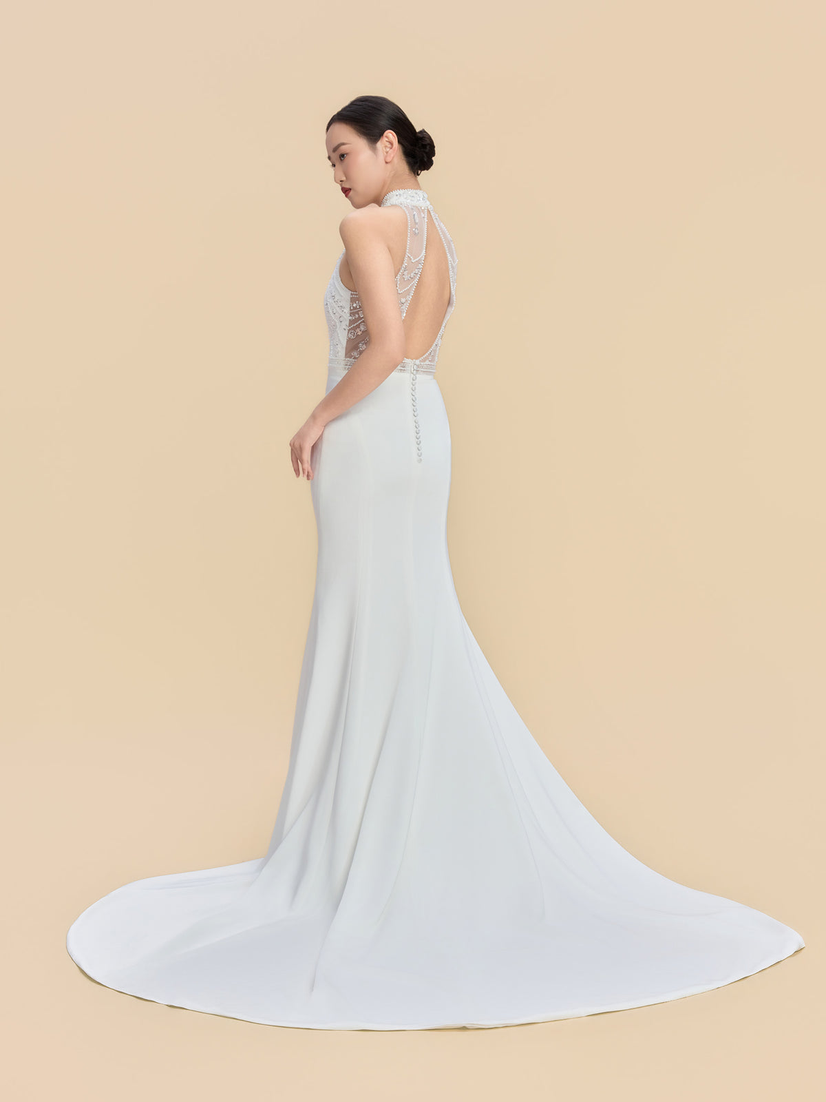 Allyson Bespoke Qipao - White Backless Mermaid Cheongsam