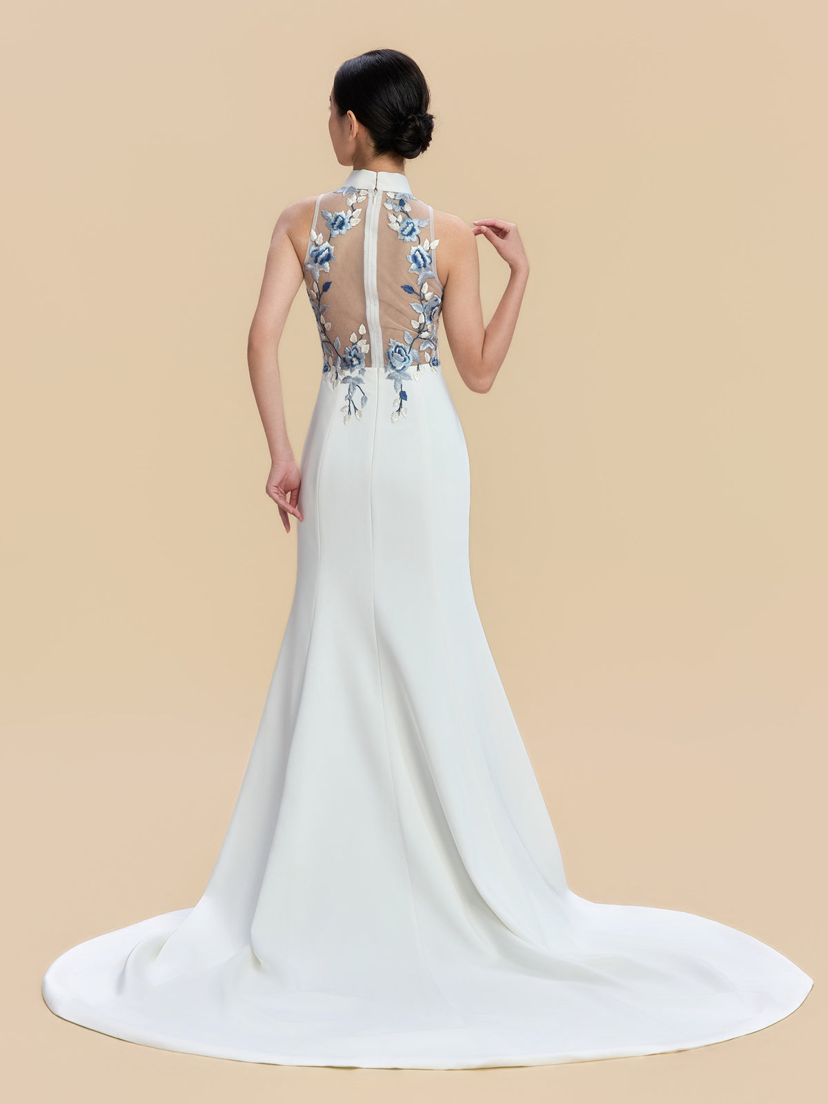 Carol Bespoke Qipao - White Train Mermaid Cheongsam