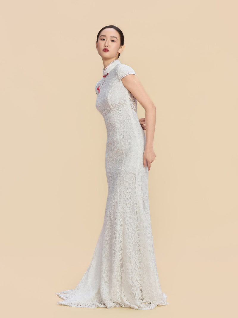 Jacinda Bespoke Qipao - White Lace Cheongsam With a Train