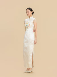 Marguerite Bespoke Qipao - Floral Embroidery Satin Wedding Cheongsam