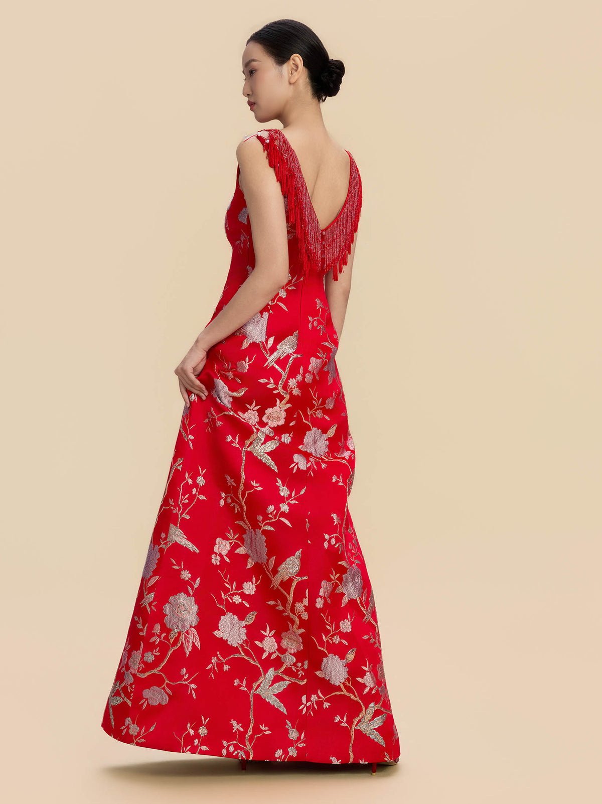Tamara Bespoke Qipao - New Chinese Style Backless Wedding Cheongsam