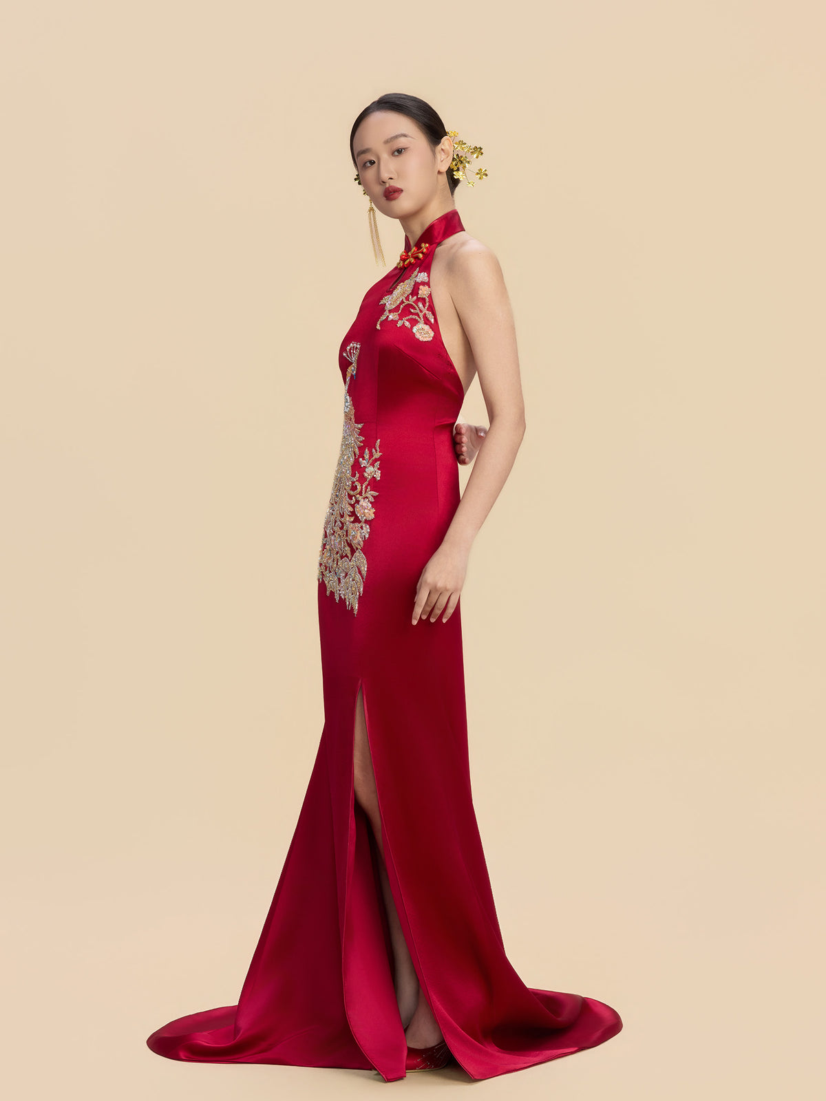 Vida Bespoke Qipao - Peacock Embroidery Chinese Mermaid Cheongsam